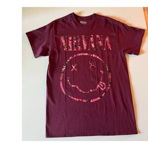NWOT Hot Topic Floral Nirvana Smiley Maroon Tee